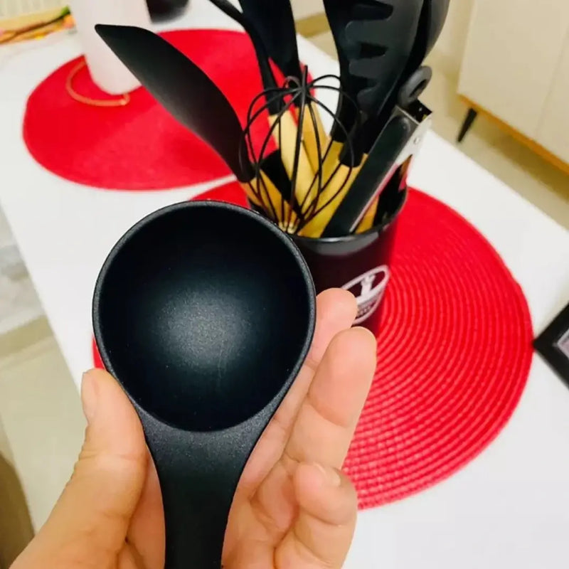 Kit 12 Utensílios de Silicone Luxo com Cabo de Madeira RoyalKitchen™- Promoção Black Friday