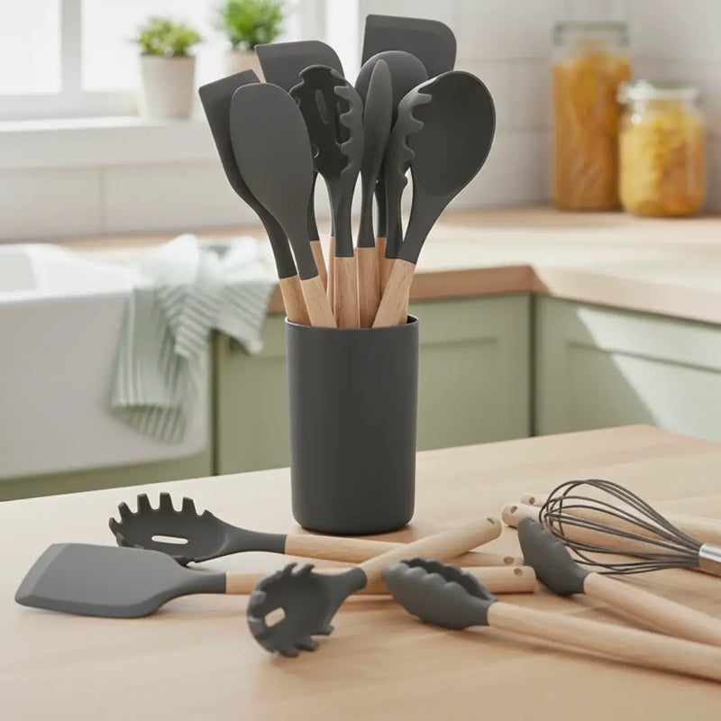 Kit 12 Utensílios de Silicone Luxo com Cabo de Madeira RoyalKitchen™- Promoção Black Friday
